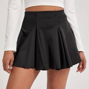 WOMEN Black Skirt